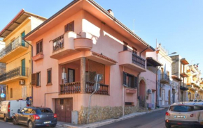 4 Bedroom Stunning Home In Trappeto Trappeto